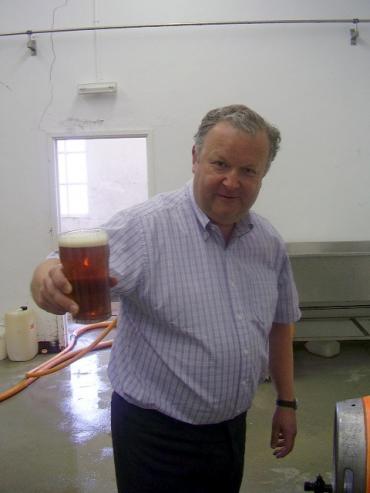 Ředitel pivovaru, pan Simon Buckley