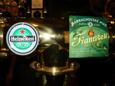 Heineken nebo František?