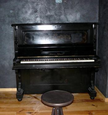 Stylové piano